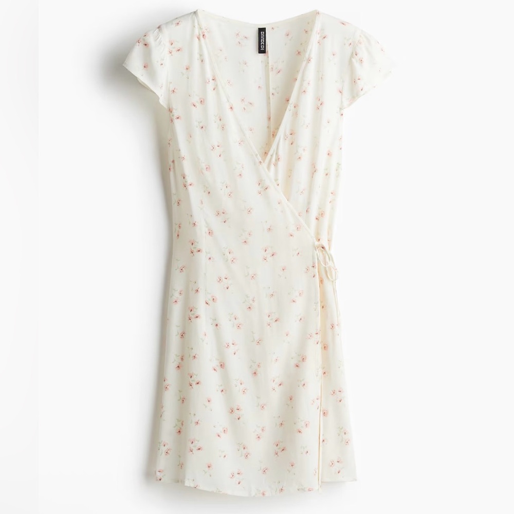 Not for sale! H&M Floral Wrap Mini Dress Size Medium Like New EUC